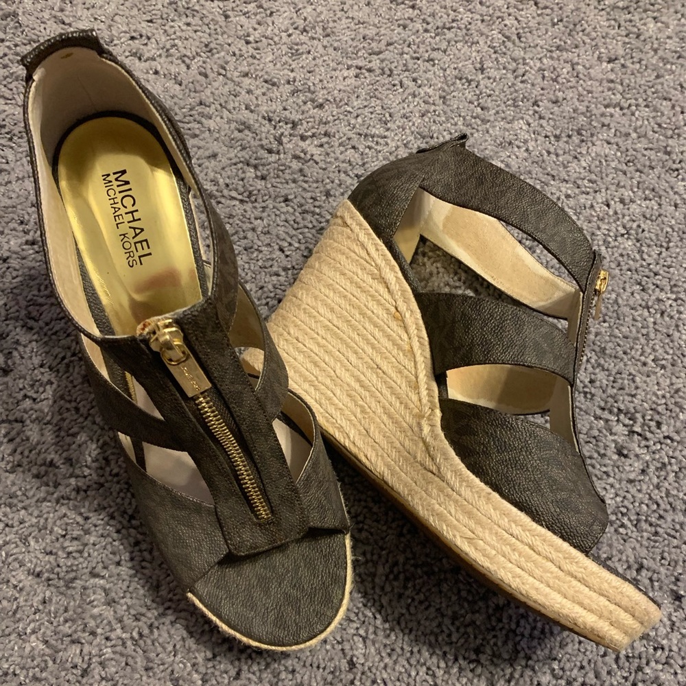 Brown/Neutral MK wedges